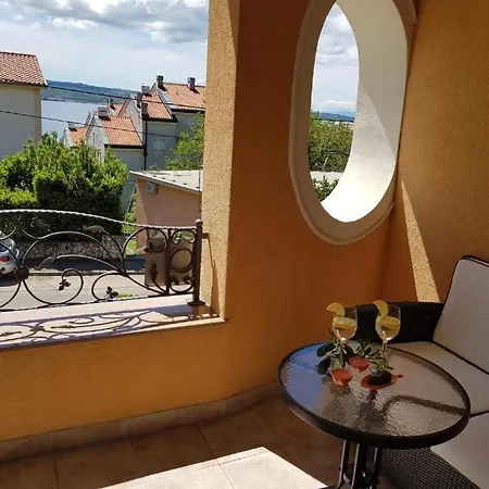 Gordana 2 Apartment *